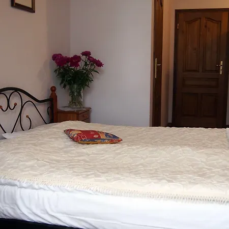 منتزه العطل Dwor W Bychowie