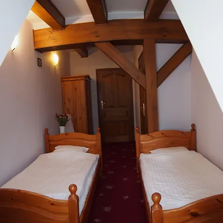 Dwor W Bychowie Ferienpark 3*