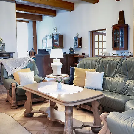 منتزه العطل Dwor W Bychowie جنيفينو