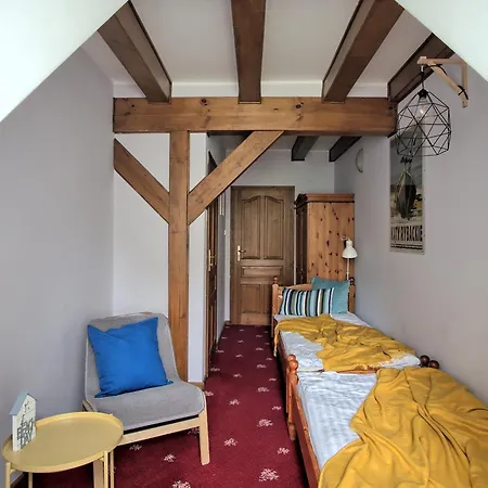 Holiday park Dwor W Bychowie 3*