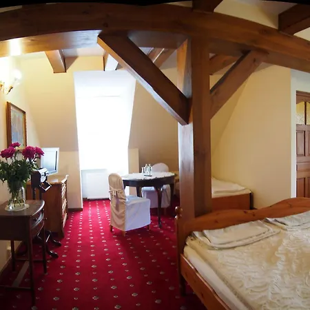 منتزه العطل Dwor W Bychowie جنيفينو