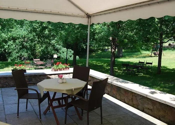 Dwor W Bychowie База отдыха Гневино