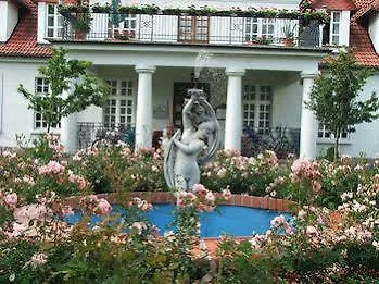 Dwor W Bychowie 3* Гневино