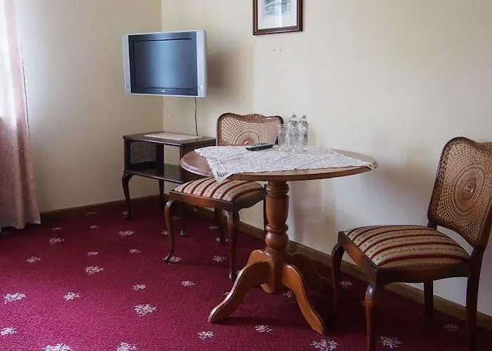 Dwor W Bychowie База отдыха Гневино