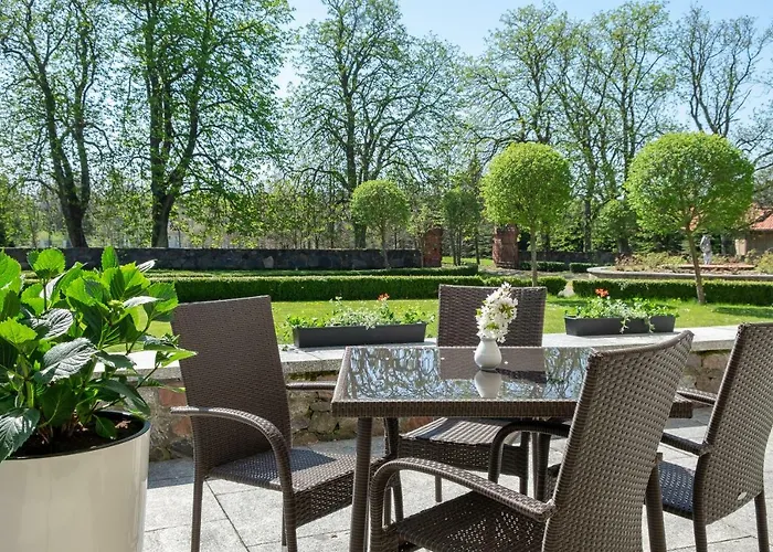 Dwor W Bychowie База отдыха Гневино